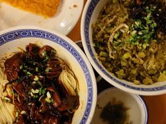 -沪西老弄堂面馆(定西路店)