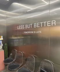 -LESSMORE科技头皮理容中心