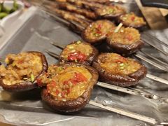 烤香菇-三个大叔烤羊肉串·炭炉砂锅菜(西三旗店)