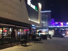 -易生活购物公园