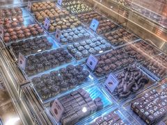 -VENCHI 闻绮(北京国贸商城店)