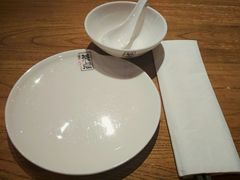 餐具摆设-新梅华·茶点餐厅(欧尚店)