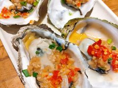 烤湛江生蚝-木屋烧烤(岗顶二店)