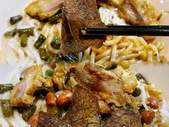 -牛八宝桂林米粉(八里庄店)