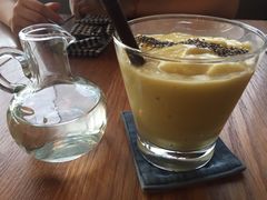 -ROAST coffee & eatery