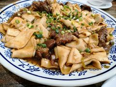 -壹阁胡羊焖饼(特色小吃街店)