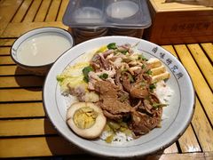 -狮头牌卤味研究所·卤味饭(花城汇南区店)