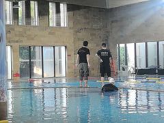 -鹏湃星少儿游泳运动中心(西溪店)