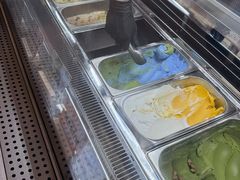 -极拉图·现制冰淇淋(大卫城店)