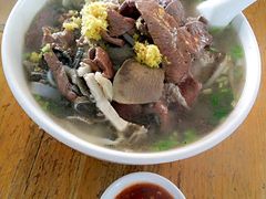 -潮镇老尾牛杂(环城西路店)