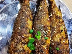 烧烤小黄鱼-江城燕子大排档(江汉路步行街店)