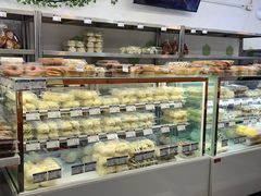 -白玉兰食品(中山公园龙之梦店)