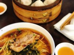 闷蹄雪菜大面-德兴馆(广东路总店)