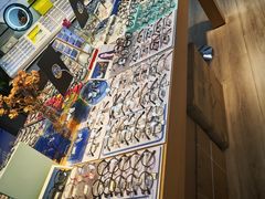 -天空之镜眼镜店蔡司依视路配镜授权零售店(望京颐堤港店)