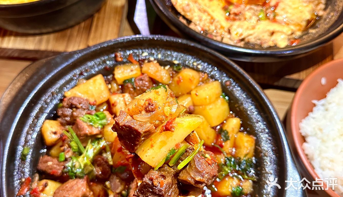 成都！街边砂锅！吃一次爱一次！