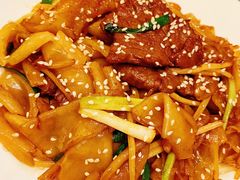干炒牛肉河粉-铭家点心(秦岭路店)