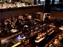 -The ROOF (通盈中心店)