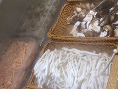 -锤头鲨毛肚海鲜烤肉自助餐厅(国购广场店)