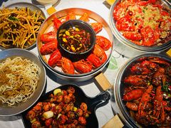 -巴厘龙虾·榜首油焖大虾(音乐学院·沿江酒馆店)