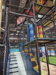 -欧酷世界动力星球(王府井奥莱UP TOWN店)