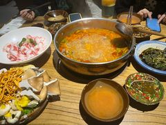 -黔诚多彩火锅(甲秀楼店)