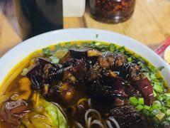 -越洋肖氏老米线(杨家坪店)