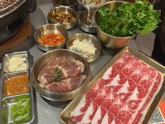 -牧童禧肉社·韩国炭火烤肉店(中粮祥云小镇创始店)