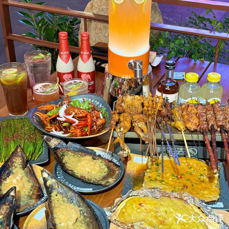 海鲜烧烤氛围感小酒馆🌊追着日落赶海去！