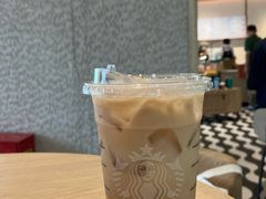 -星巴克臻选(莘庄仲盛店)