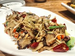 -云海肴·汽锅鸡·云南菜(美罗城店)