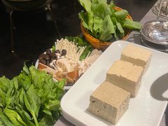 -鼎鼎香·港式火锅(北京SKP店)