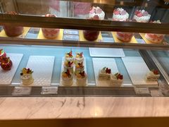 -花花卷卷·鲜食蛋糕(静安久光百货店)