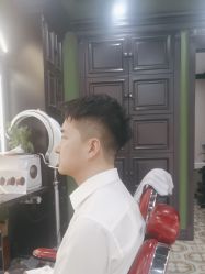 -豪帅男士理容馆