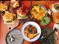 超厚芝士牛肉汉堡-魏斯理汉堡(西安沣东吾悦店)