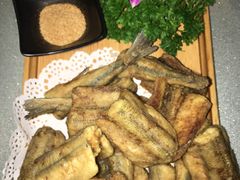 -三泉海中鲜海鲜加工零售广场(幸福时代店)