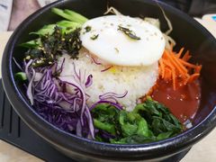 -拌来拌去石鍋拌飯(文鼎店)