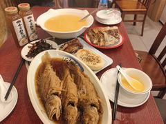 -聚首堂·特色小吃·肘子(什刹海德胜门店)