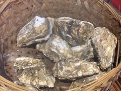 -蚝堡海鲜·威海菜·海肠捞饭·烧烤·亚洲吃蚝公司(幸福门店)