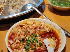 -大众跷脚牛肉馆·非遗传承单位(峨眉山店)