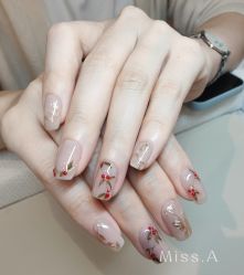 -Miss·A日式美甲美睫