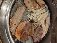 -姜胖胖韩式自助烤肉(光明万达店)