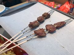 -小两口锦州烧烤·脆皮油边(依云北郡店)