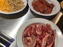 -马路牙子地桌烤肉(工体店)