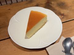 -啢啢茶寮(芳华横街店)