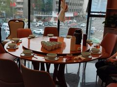 -有红鸡毛店·川菜(建设路店)