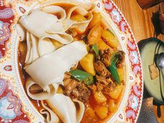 沙湾大盘鸡-塔哈尔·新疆盛宴(城西银泰店)