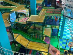 -蒙特利亲子乐园