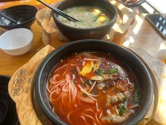-桥香园过桥米线(国贸店)