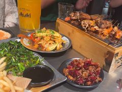 -微醺烤牛·炭火烧烤·精酿啤酒(东郊记忆店)