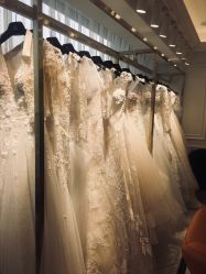 点击看大图 -拉瑞娜LaReine婚纱礼服高级定制